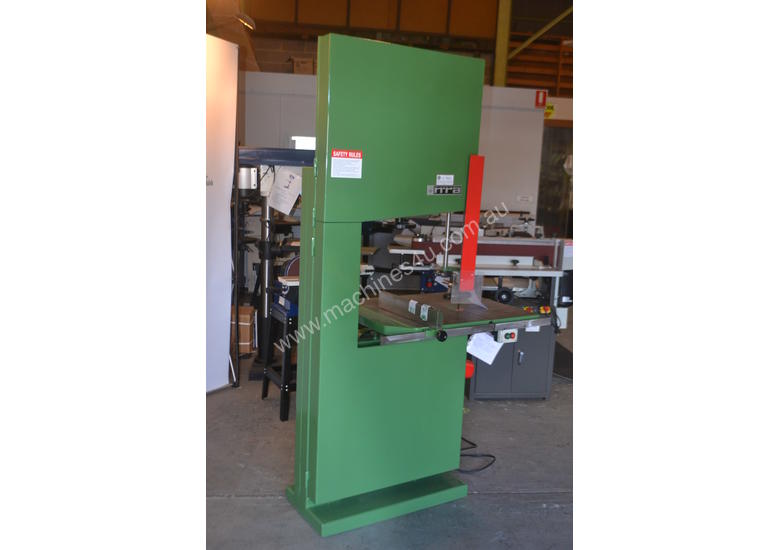 caption Heavy Duty Bandsaw Timber