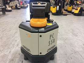 Electric Forklift Rider Pallet PC Series 2009 - picture0' - Click to enlarge