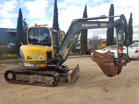 VOLVO ECR58 PLUS EXCAVATOR WITH FULL CAB, 3800 HRS, HEIGHT & SLEW RESTRICTORS - picture1' - Click to enlarge