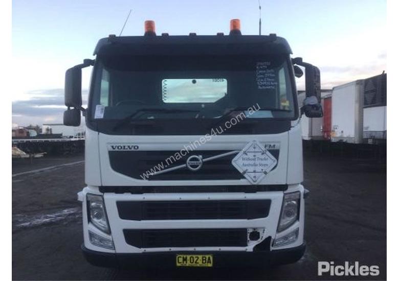 caption 2013 Volvo Fm