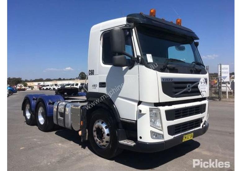 caption 2013 Volvo Fm
