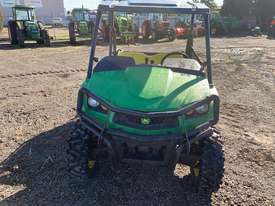 John Deere XUV 560 Gator Utility Vehicle - picture0' - Click to enlarge