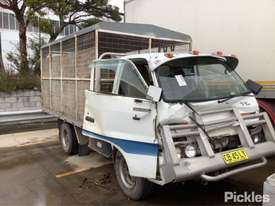 1984 Isuzu TLD44 - picture0' - Click to enlarge