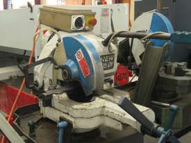 Macc New315 Italian Coldsaw on stand - picture0' - Click to enlarge