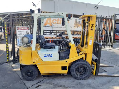 TCM Forklift 4350mm Container mast side shift only $6000 