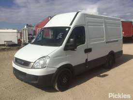 2011 Iveco Daily - picture2' - Click to enlarge