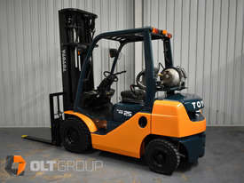 Toyota 8FG25 2.5 Tonne Forklift 6m MAST Lift Height LPG Fork Positioner New Tyres - picture0' - Click to enlarge