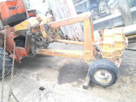 R40 ditch witch , dimantling all parts available  - picture1' - Click to enlarge