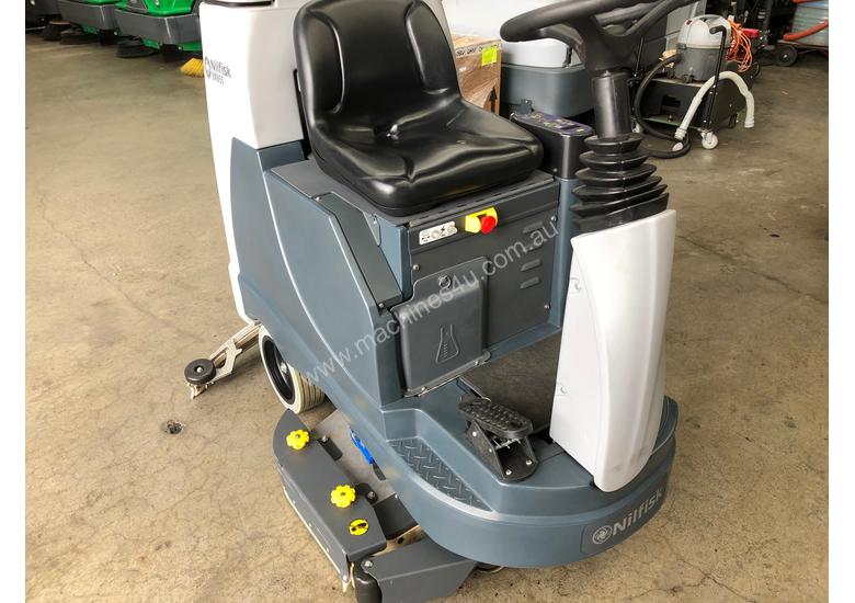 caption NILFISK BR855 scrubber