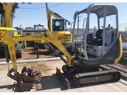 USED 2009 WACKER NEUSON 1703 EXCAVATOR + BUCKETS & RIPPER