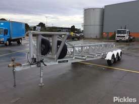 2012 Pelagic Custom Trailers - picture2' - Click to enlarge