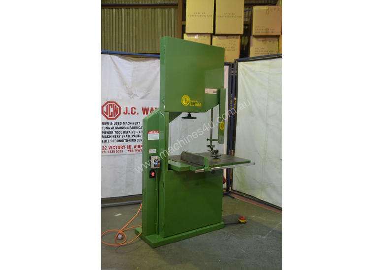 caption Heavy duty 800mm Bandsaw