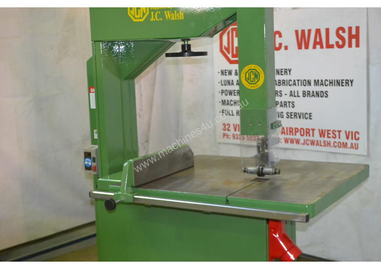 caption Heavy duty 800mm Bandsaw