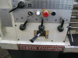 DASHIN CHAMPION 1550 Taiwanese Lathe - picture0' - Click to enlarge