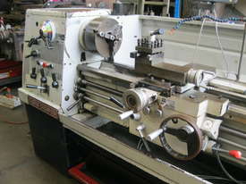 DASHIN CHAMPION 1550 Taiwanese Lathe - picture2' - Click to enlarge