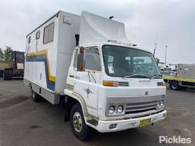 1982 Isuzu SBR422 - picture0' - Click to enlarge