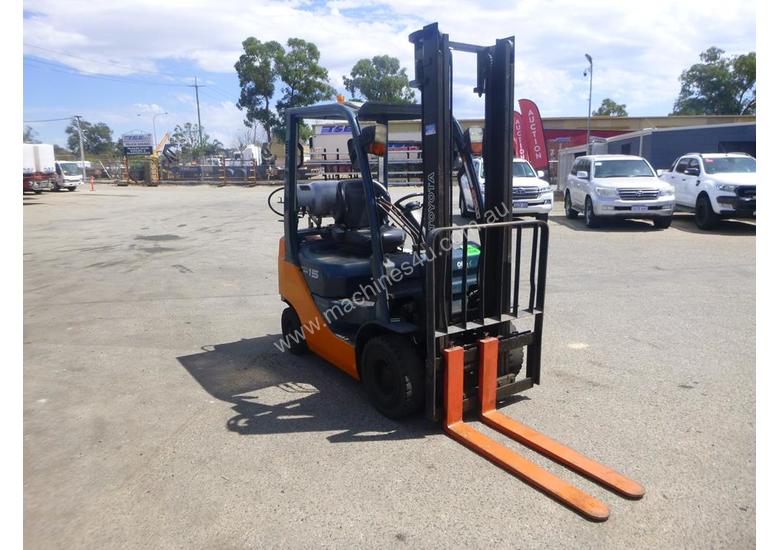 caption 2009 Toyota 32-8FG15 1.5 Tonne LPG/Petrol Forklift (GA1292)
