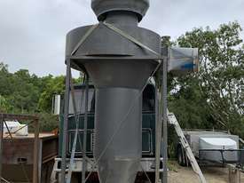 Dust Extractor - Australian made - picture0' - Click to enlarge
