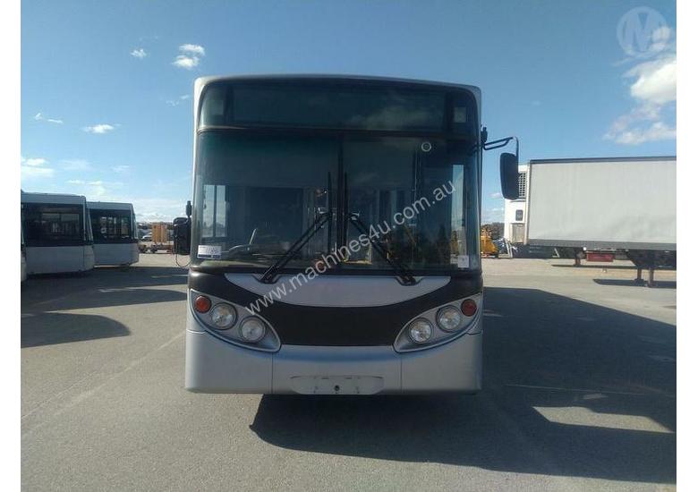 caption Mercedes-Benz Volgren 0405 Fleet # 1184