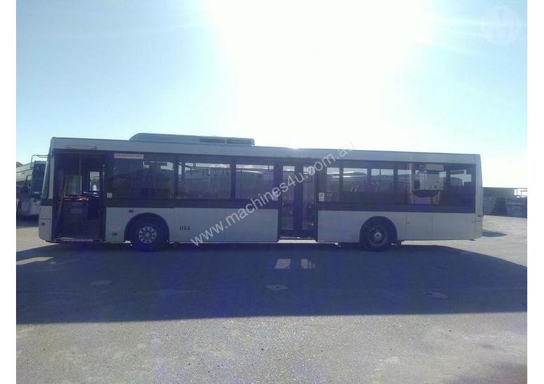 caption Mercedes-Benz Volgren 0405 Fleet # 1184