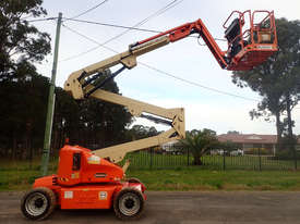 JLG M450AJ Boom Lift Access & Height Safety - picture0' - Click to enlarge