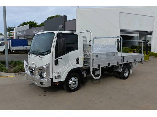 2017 ISUZU NPR 45/155 - Tray Truck - Tray Top Drop Sides