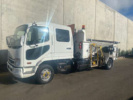 Fuso Fighter Road Maint Truck - picture0' - Click to enlarge