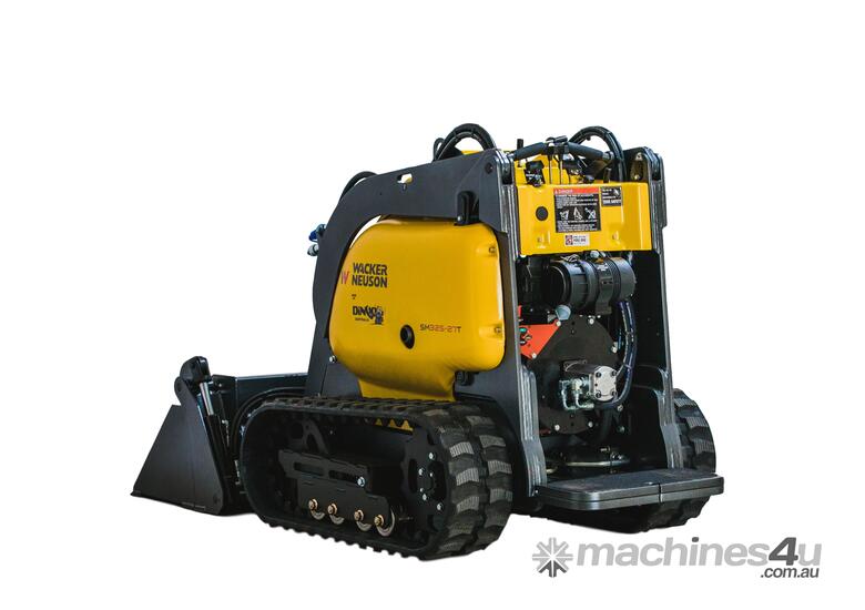 caption New Wacker Neuson Dingo Tracked Mini Loader SM325-27T Diesel, Inc 4-1 Bucket