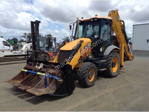 2011 JCB 3CX BACKHOE