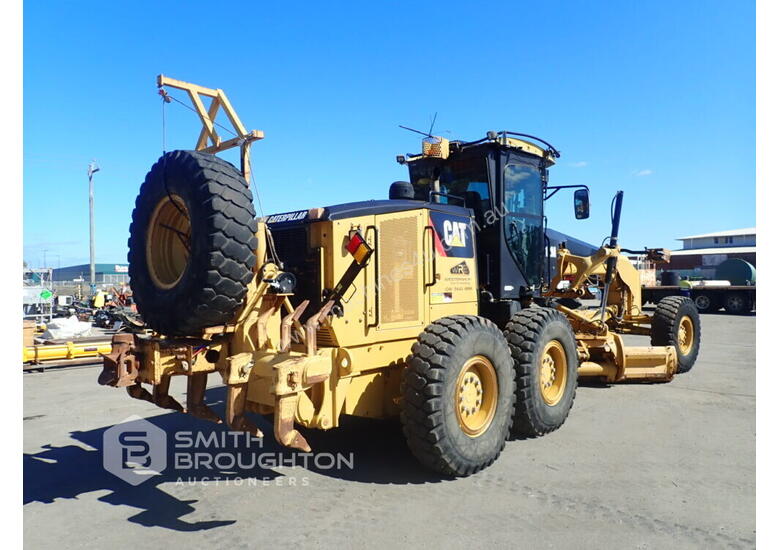 caption 2010 CATERPILLAR 12M MOTOR GRADER