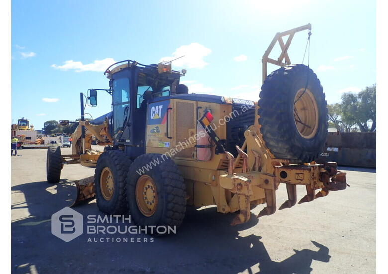 caption 2010 CATERPILLAR 12M MOTOR GRADER