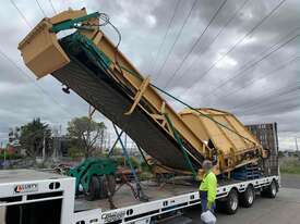 Backhus Windrow Turner Conveyor System - picture0' - Click to enlarge