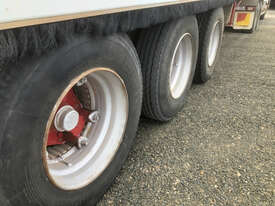 Moore Semi Tipper Trailer - picture1' - Click to enlarge