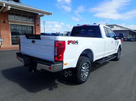 2020 Ford F350 Lariat Super Cab 4x4 Pickup  - picture1' - Click to enlarge