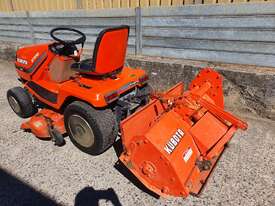 Used Kubota GT1050 Ride on Mower - picture0' - Click to enlarge