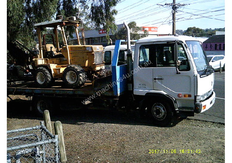 caption MK 235 , tilt / slide tray , 235hp AUTO , 326,000 kms ,