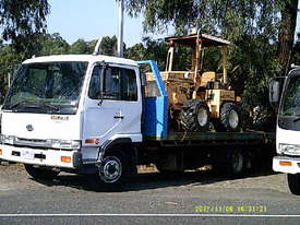 MK 235 ,  tilt / slide tray , 235hp AUTO , 326,000 kms , - picture0' - Click to enlarge