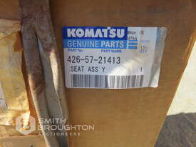 KOMATSU OPERATOR SEAT - picture2' - Click to enlarge