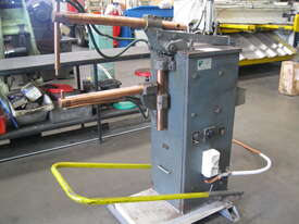 Norman 25 KVA Treadle Spot Welder - picture0' - Click to enlarge