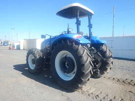 New Holland Tractor  - picture0' - Click to enlarge