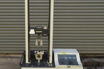 INSTRON 4302 Tensile Compression Testing Machine Materials Tester 10kN
