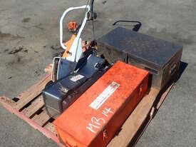 PALLET COMPRISING OF ASSORTED WORKSHOP TOOLS & BOXES - picture0' - Click to enlarge