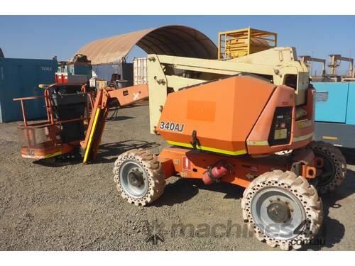 JLG TELESCOPIC BOOMLIFT