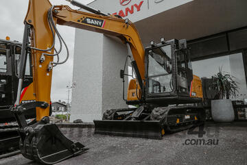 SY75C 7.28 Tonne Excavator/Digger Package