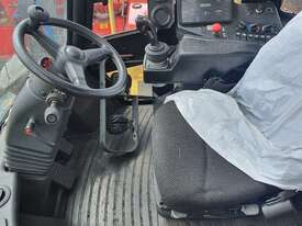 Hyster H23XM-12EC Empty Container handler - picture2' - Click to enlarge