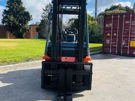 TOYOTA FG25 2.5T FORKLIFT 4M LIFT SIDE SHIFT - picture1' - Click to enlarge