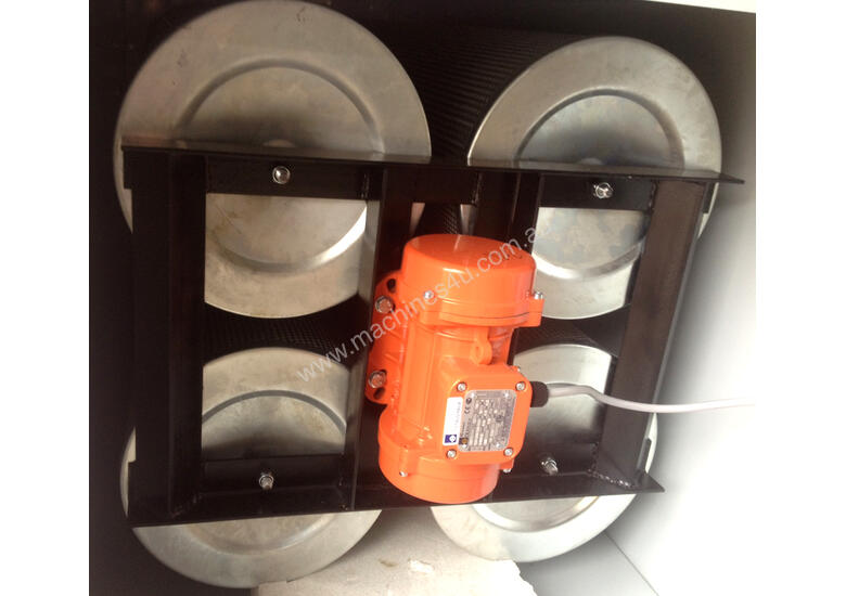 MICRONAIR EC8S pleated filters and auto cleaning