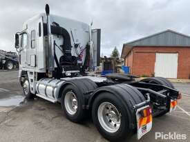 2004 Freightliner Argosy FLH - picture2' - Click to enlarge