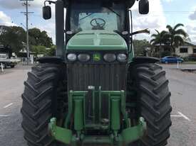 USED JOHN DEERE 8270R - picture2' - Click to enlarge