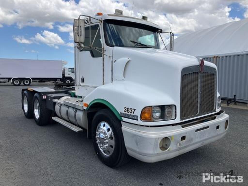 Buy Used Kenworth T401 Day Cab Trucks in , - Listed on Machines4u